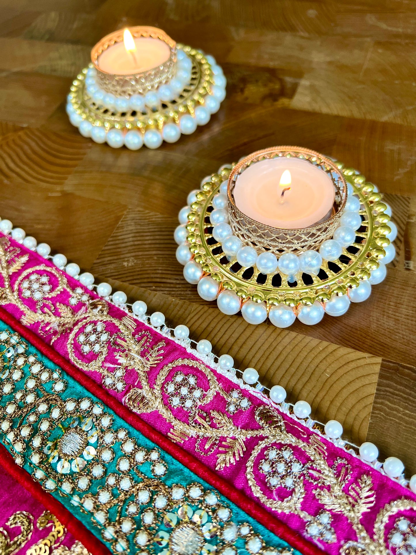 Diwali Gold & Pearl Tea Light Candle