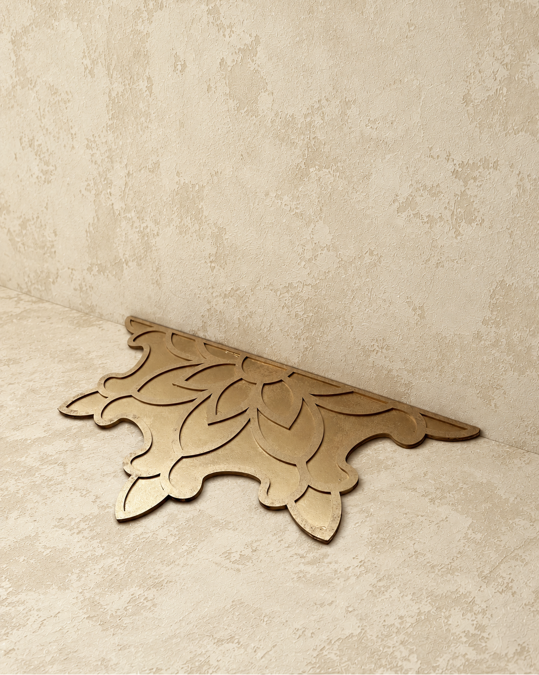 16" x 8" Daffodil Border Wooden Rangoli Kit