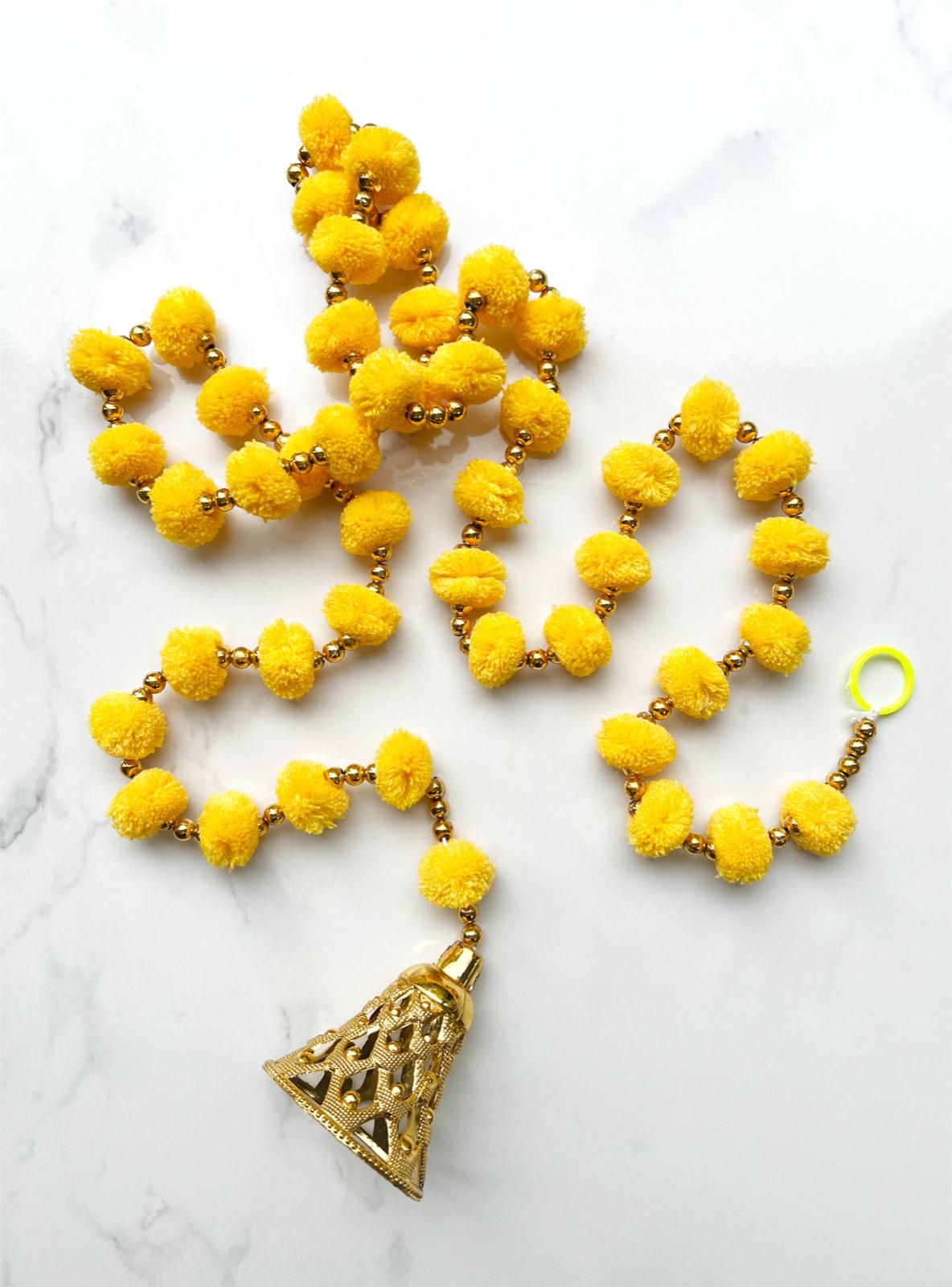 2 Red / 1 Orange / 2 Yellow Pom Pom Hanging Bell Garlands - Pack of 5 ✨