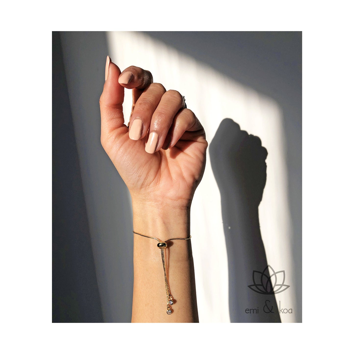 Mama Adjustable Bracelet